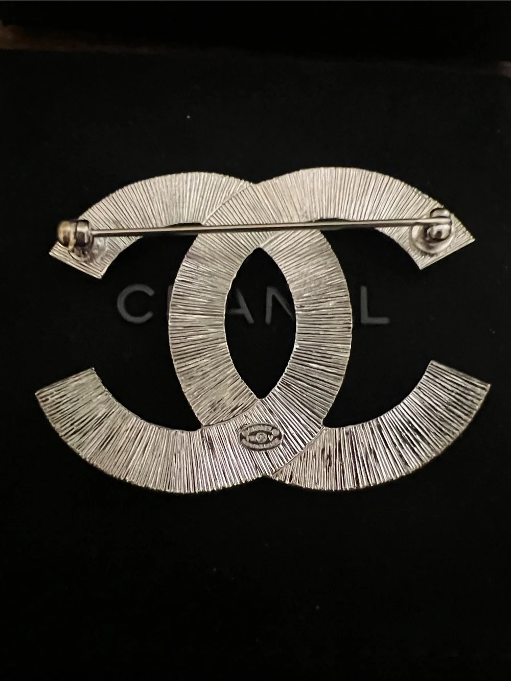 CHANEL signature cc